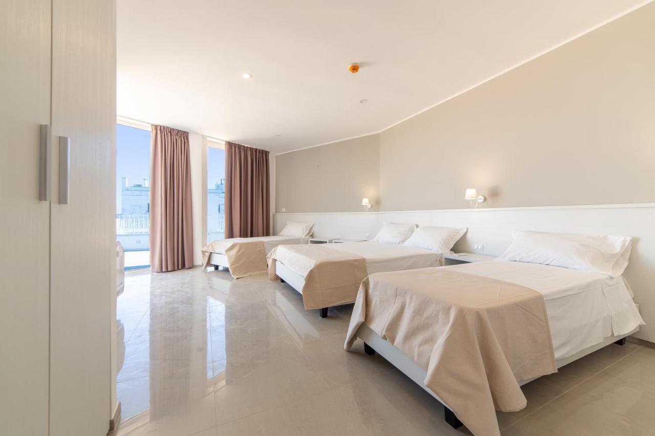 Smart Hotel Ugento トッレ・サン・ジョヴァンニ・ウジェント エクステリア 写真